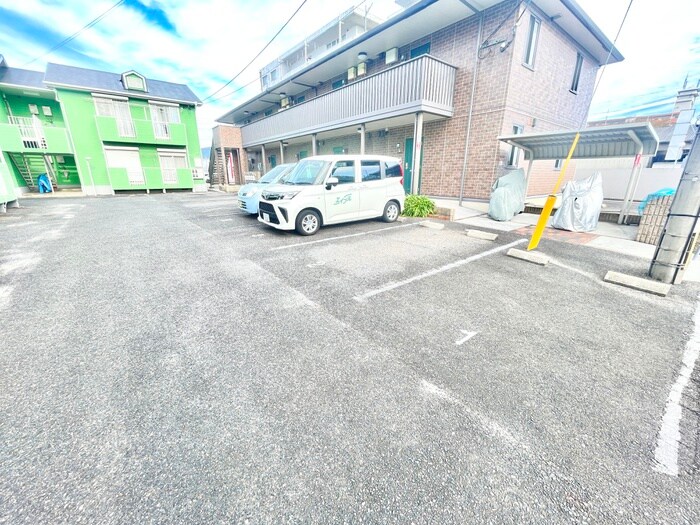 ミモザコートの物件外観写真