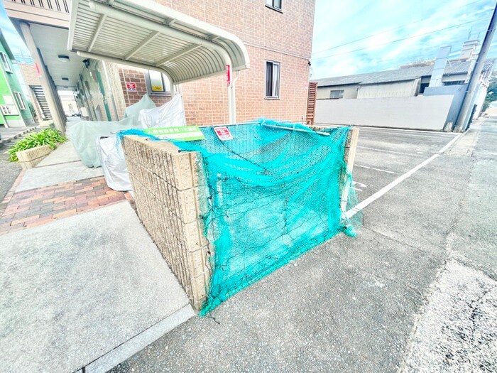 ミモザコートの物件外観写真