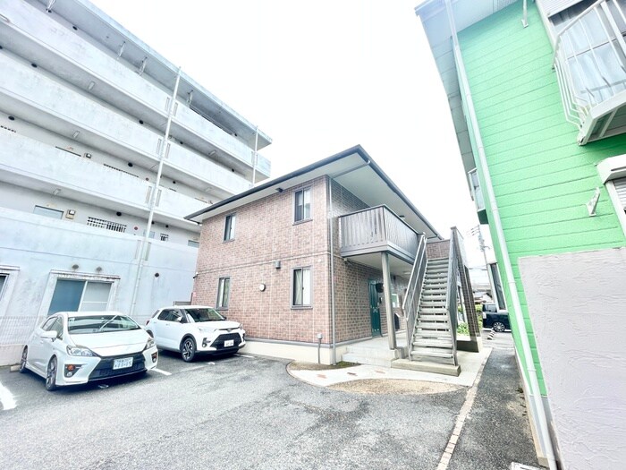 ミモザコートの物件外観写真