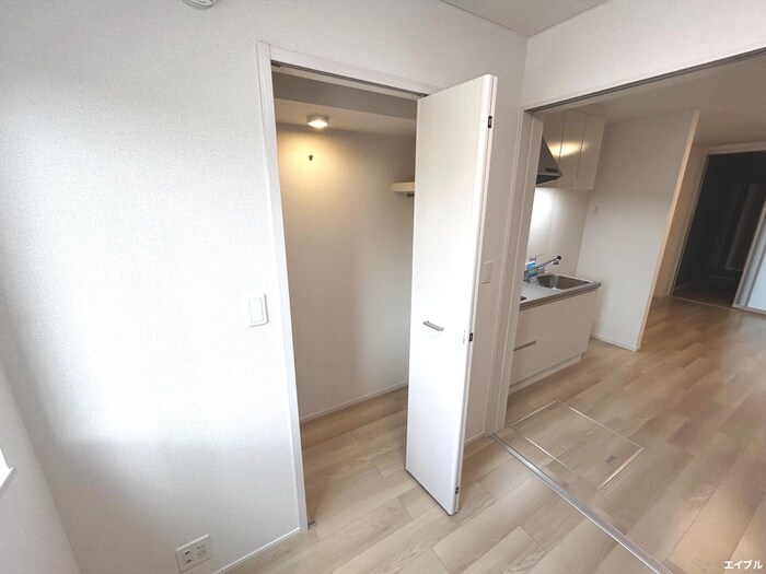 クレストアドバンステンパイⅠの物件内観写真