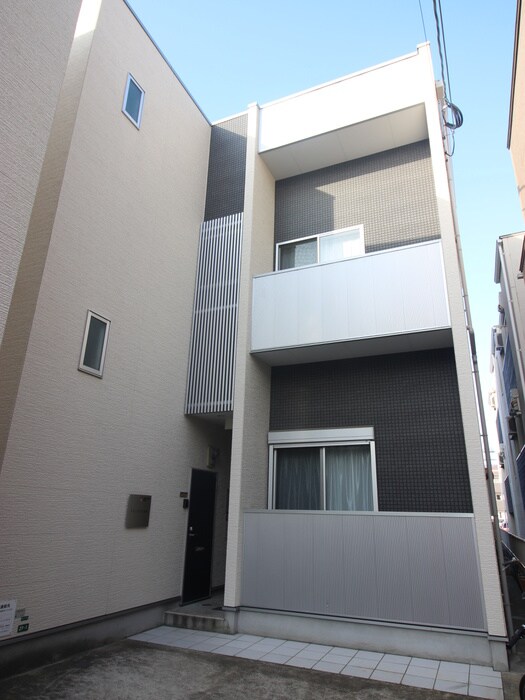 エバ－ブライト馬出の物件外観写真