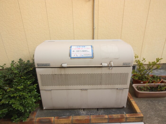 エバ－ブライト馬出の物件外観写真