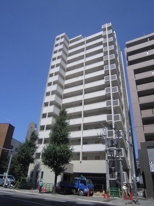 ｻｳﾞｫｲ ｸﾗｳﾄﾞ ｽｹｰﾌﾟ(1305)の物件外観写真