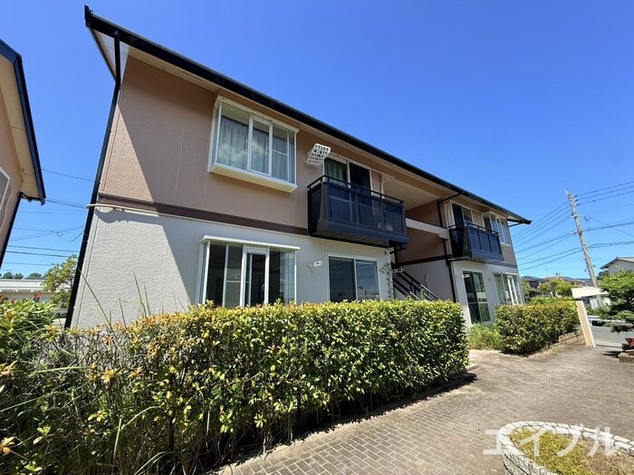 ﾒﾝﾊﾞ-ｽﾞﾀｳﾝ苅田B棟の物件外観写真