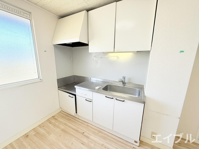 ﾒﾝﾊﾞ-ｽﾞﾀｳﾝ苅田B棟の物件内観写真