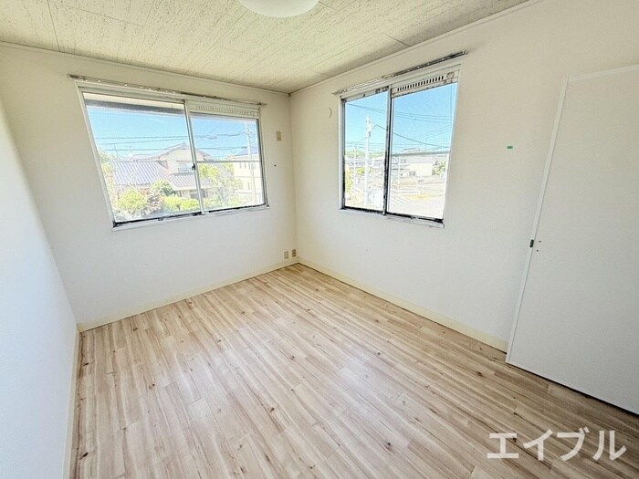 ﾒﾝﾊﾞ-ｽﾞﾀｳﾝ苅田B棟の物件内観写真