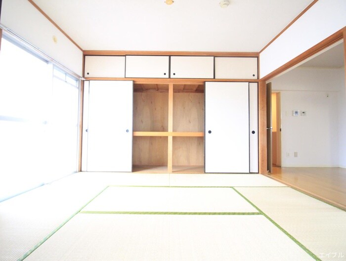 アース・フレンドリー那珂の物件内観写真