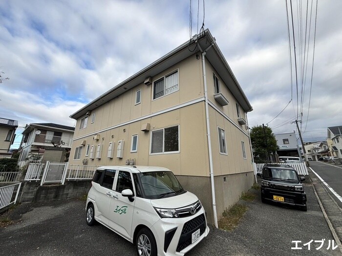 ウイング若葉台の物件外観写真