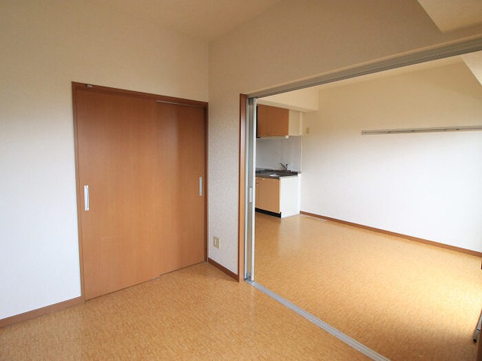 ウイングス砂津の物件内観写真