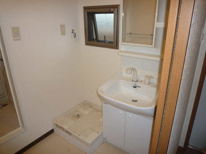 ウイングス砂津の物件内観写真