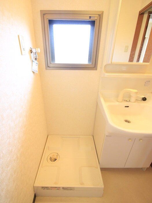 ウイングス砂津の物件内観写真