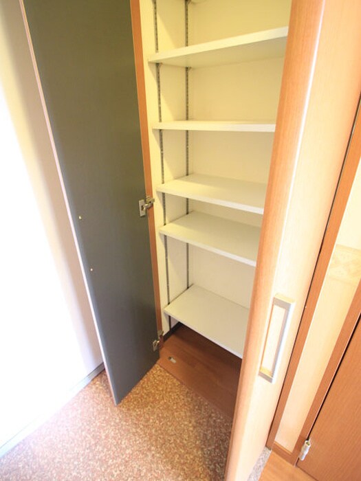 ウイングス砂津の物件内観写真