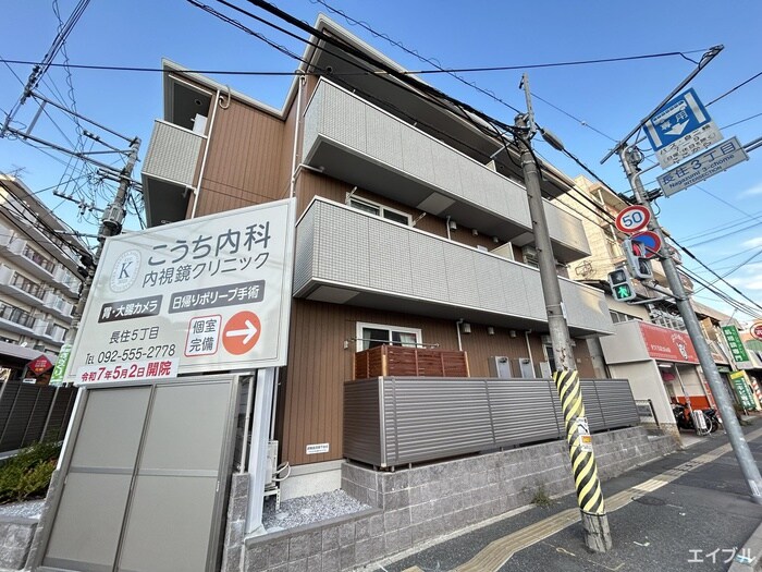 オーヴの物件外観写真