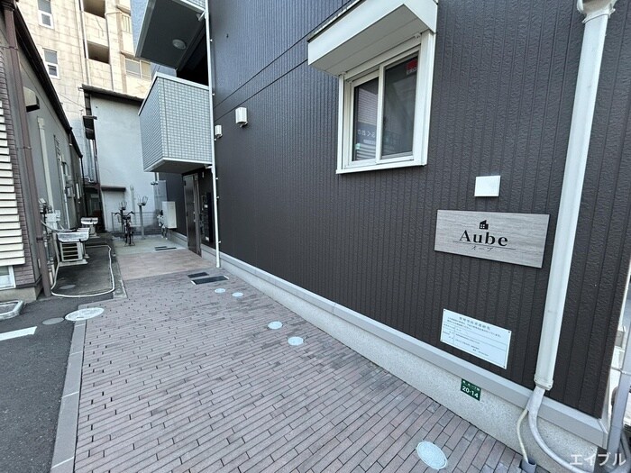 オーヴの物件外観写真