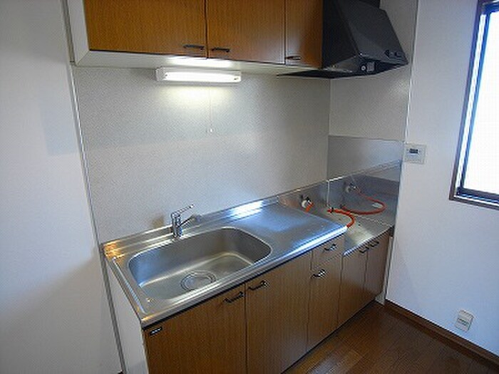 フローラルハイツⅠAの物件内観写真