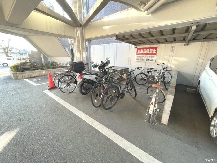 クローバービル壱番館の物件外観写真