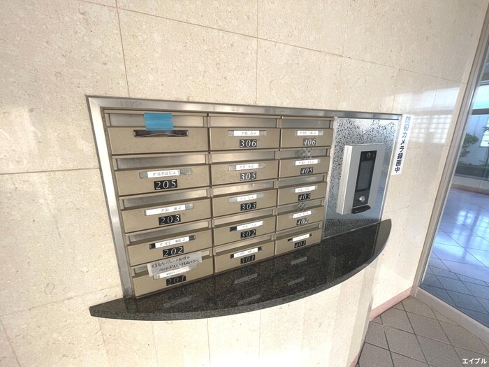 クローバービル壱番館の物件外観写真