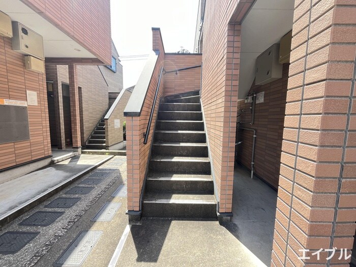 ブレッザの物件外観写真