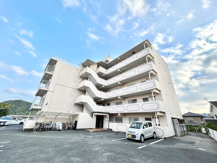 長尾グリーンハイツの物件外観写真