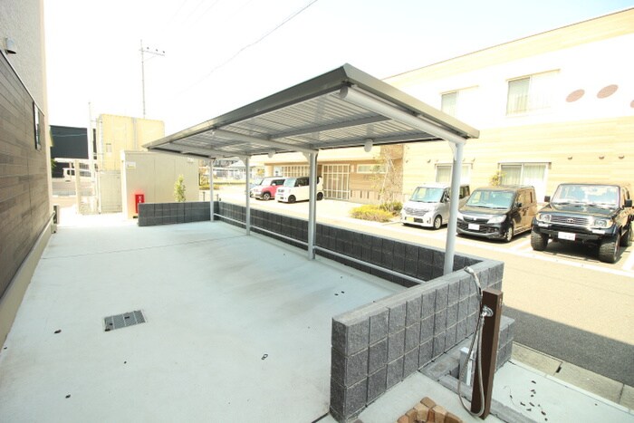 プレミアムガーデンⅠの物件外観写真