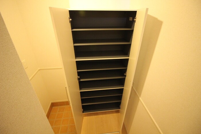 プレミアムガーデンⅠの物件内観写真