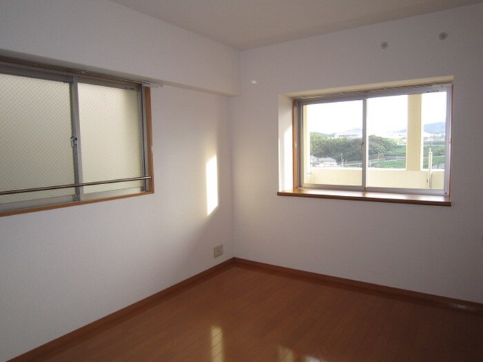 自由ヶ丘ヒルズ・桜の物件内観写真