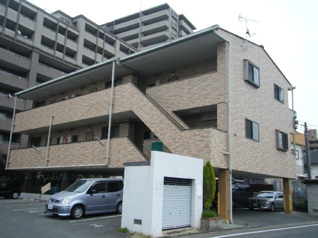 ベルニーニ博多南の物件外観写真