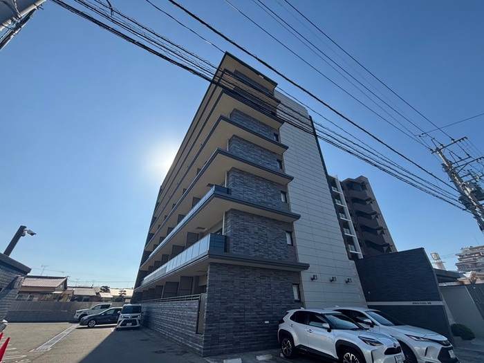 ｱﾄﾘｵﾌﾗｯﾂ井尻の物件外観写真