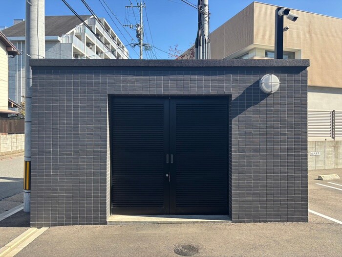 ｱﾄﾘｵﾌﾗｯﾂ井尻の物件外観写真