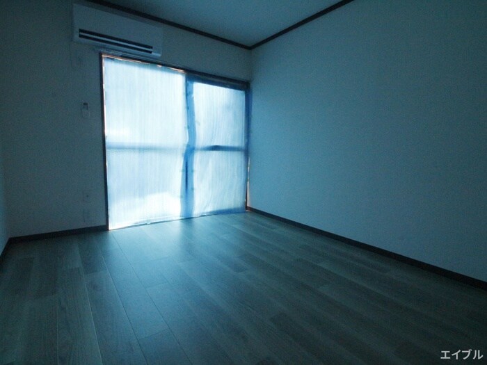 ルミエール春日の物件内観写真