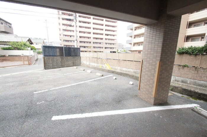 ルモールＴＪの物件外観写真