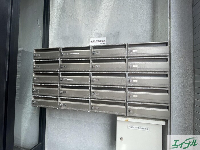 ウエストプラ－ジュの物件外観写真