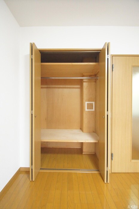 ウエストプラ－ジュの物件内観写真