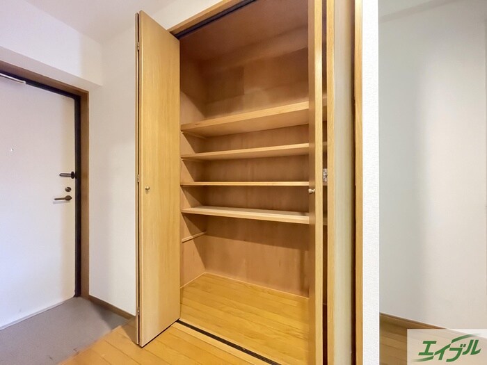 ウエストプラ－ジュの物件内観写真