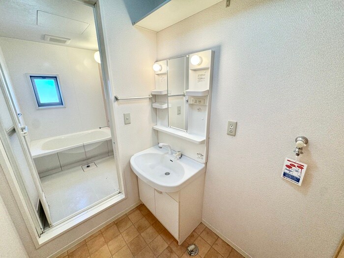 クラヴィエひびきのAの物件内観写真