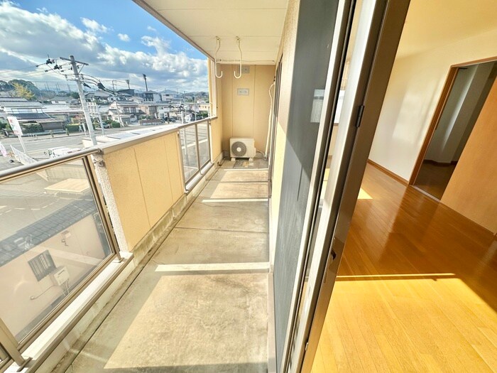 グランドハイツ垣生の物件内観写真