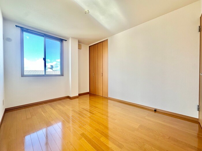 グランドハイツ垣生の物件内観写真