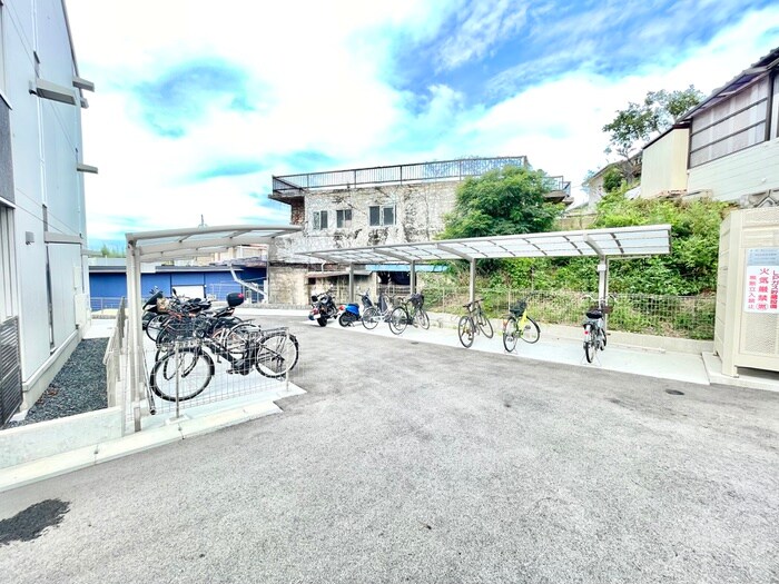 イオメール折尾B棟の物件外観写真