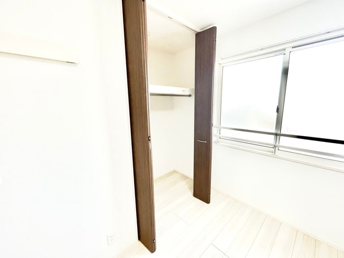 イオメール折尾B棟の物件内観写真