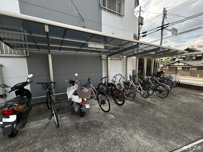 リヴェール24の物件外観写真