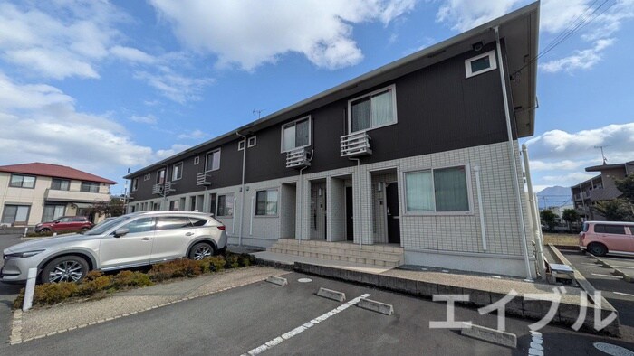 クリエイティブ　Ｂ棟の物件外観写真