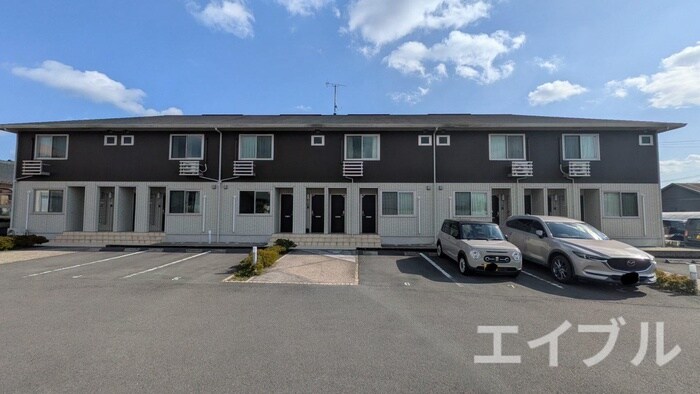 クリエイティブ　Ｂ棟の物件外観写真