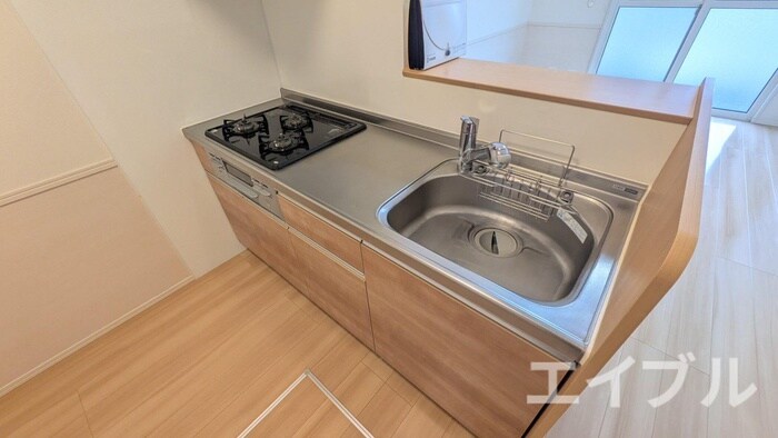 ムーンラヴァースの物件内観写真