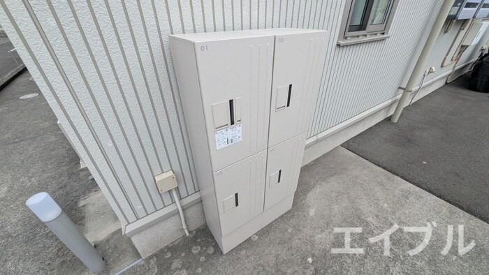 ムーンラヴァースの物件外観写真