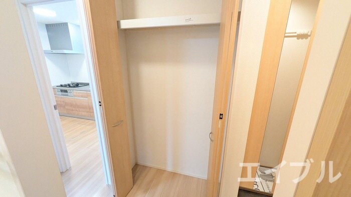 ムーンラヴァースの物件内観写真