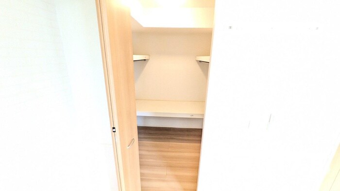 ムーンラヴァースの物件内観写真