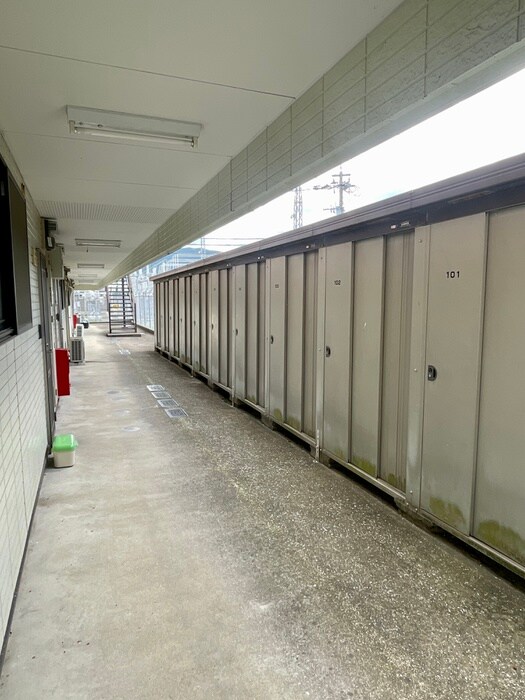 ウエストウィンの物件外観写真