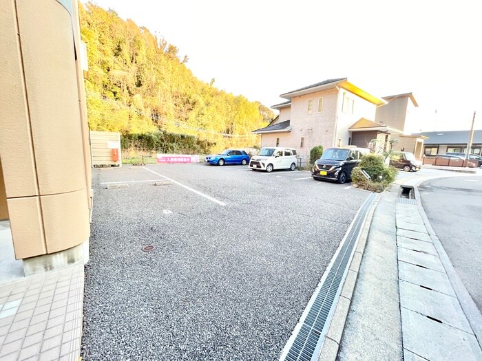 メゾン・ド・ロータスの物件外観写真