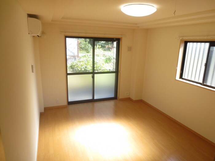 メゾン・ド・ロータスの物件内観写真