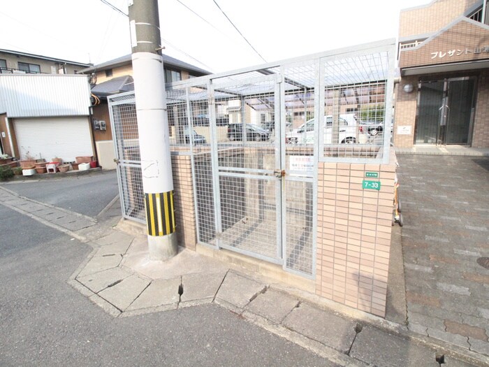 プレザント山浦の物件外観写真